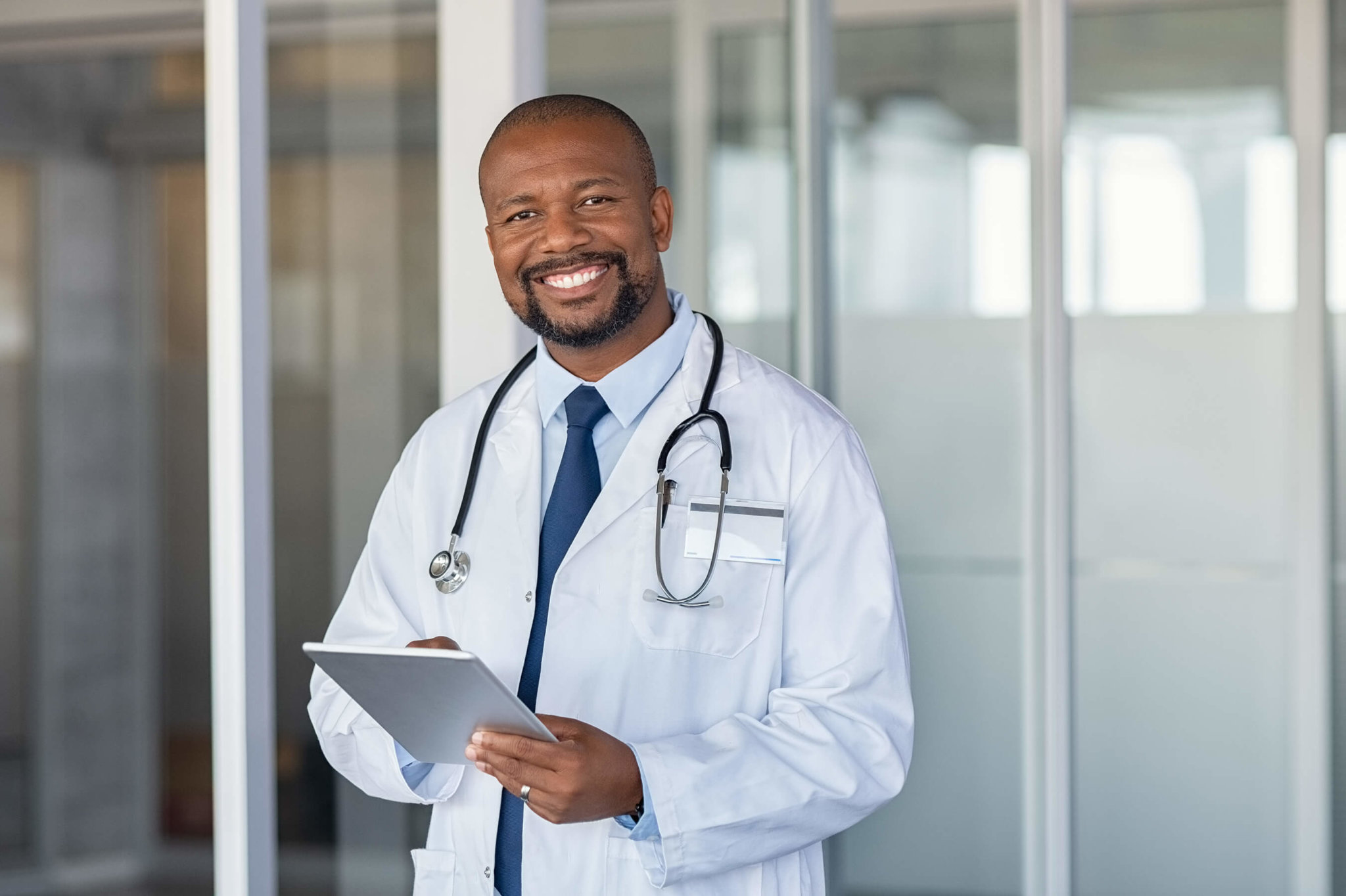 advice-for-becoming-a-medical-director-physicians-thrive