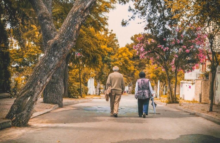 Blog term vs permanent life insurance 768x499