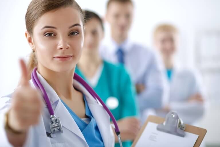 Blog internal medicine salary 768x512