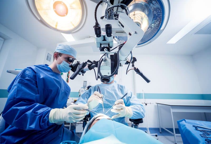 academic neurosurgeon salary