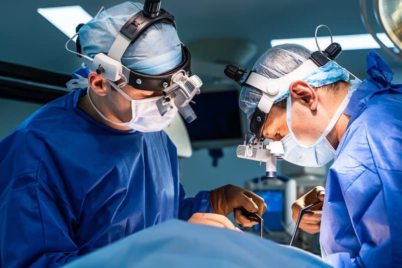is being a neurosurgeon worth it