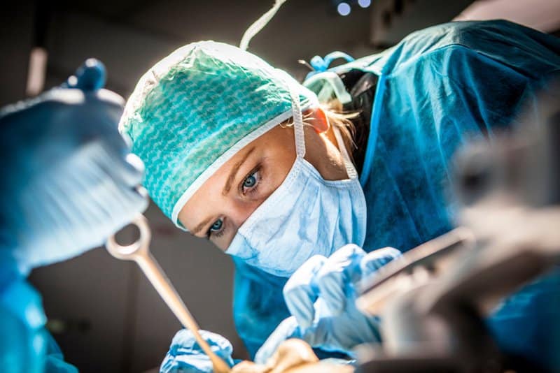 Neurosurgeon salary