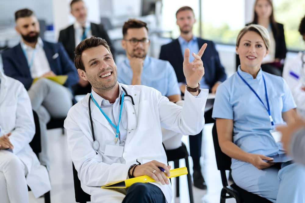 How Fellowship Training Affects Neurosurgeon Earnings cover