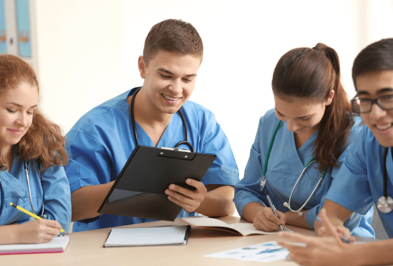 How to become an ER doctor