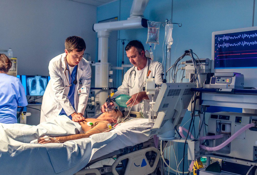 Emergency Doctor Lifestyle: High Pay, High Stress cover