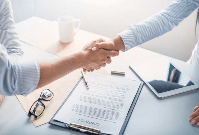 Medical contract lawyer